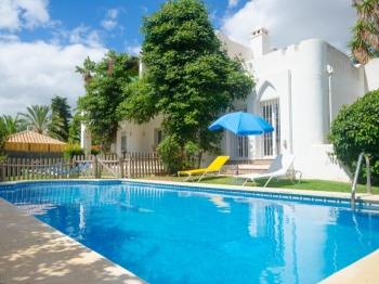 Villa Sabine - Apartamento em Estepona
